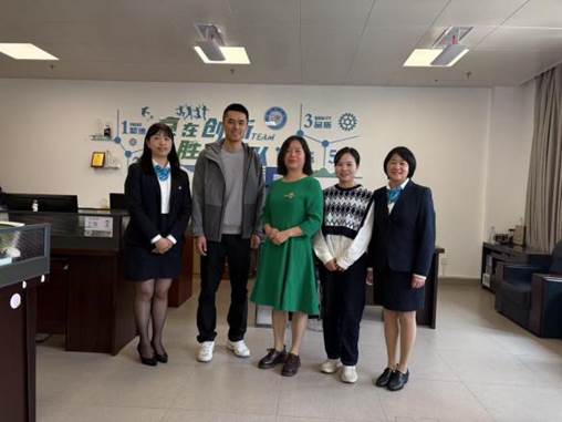 4c629addd2db3bb1fb01f66359099da 4c629addd2db3bb1fb01f66359099da