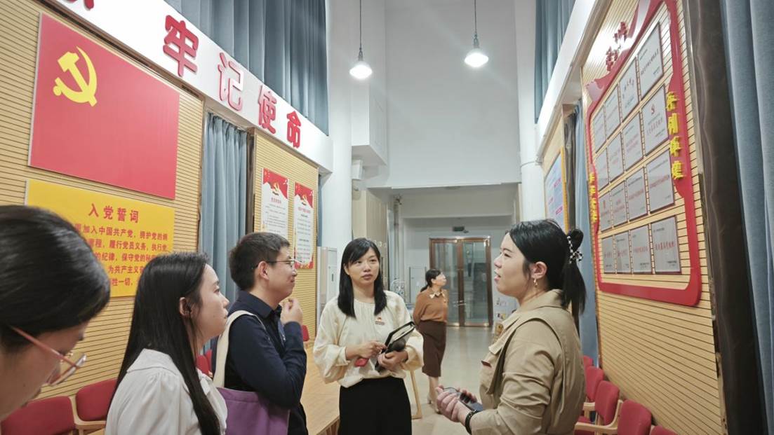 图示, 示意图

中度可信度描述已自动生成:ver1